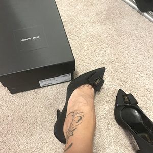 Saint Laurent Anais 95 Bow Pump fits like 7.5